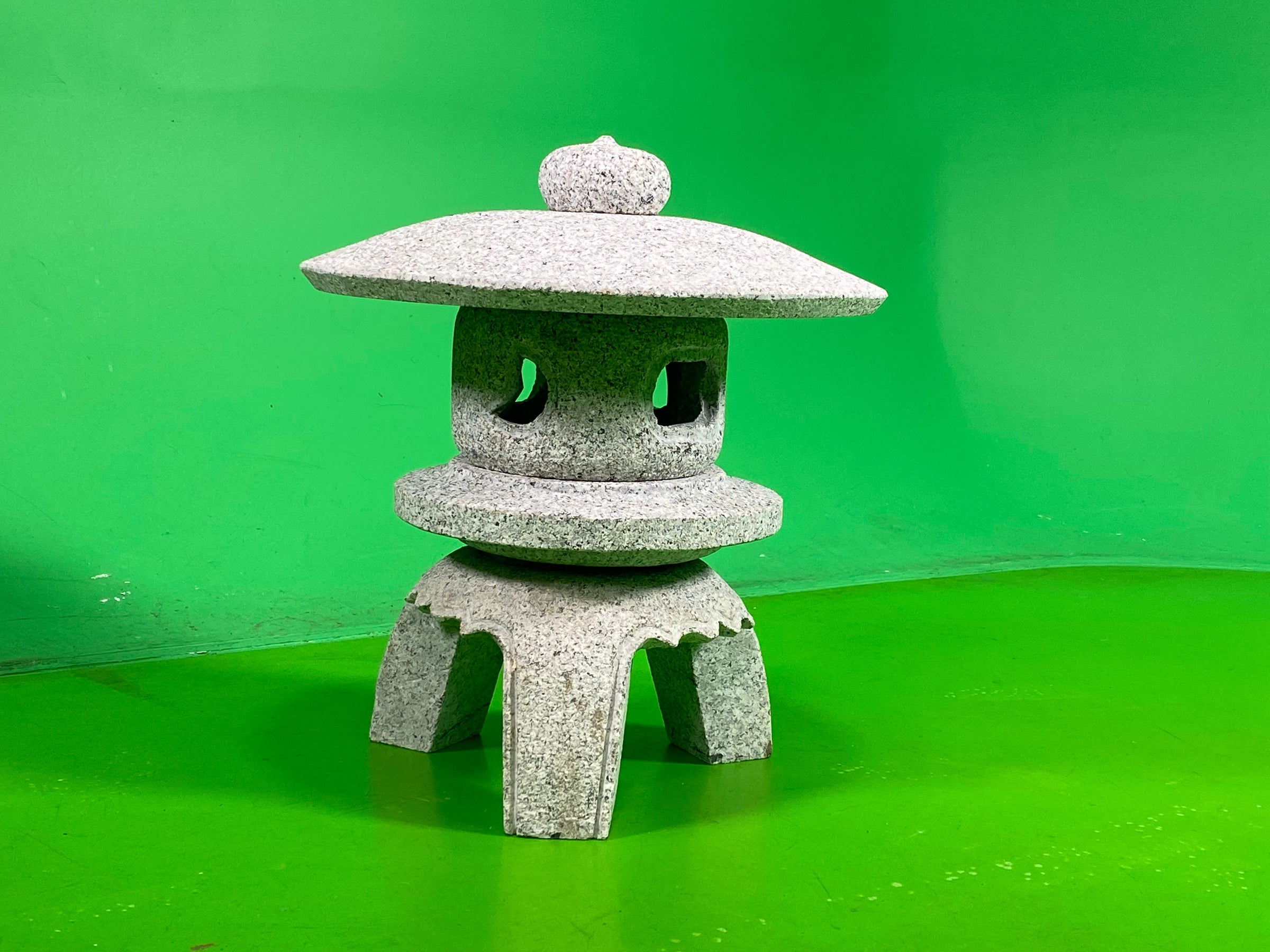 stone lantern | ZU STUDIO