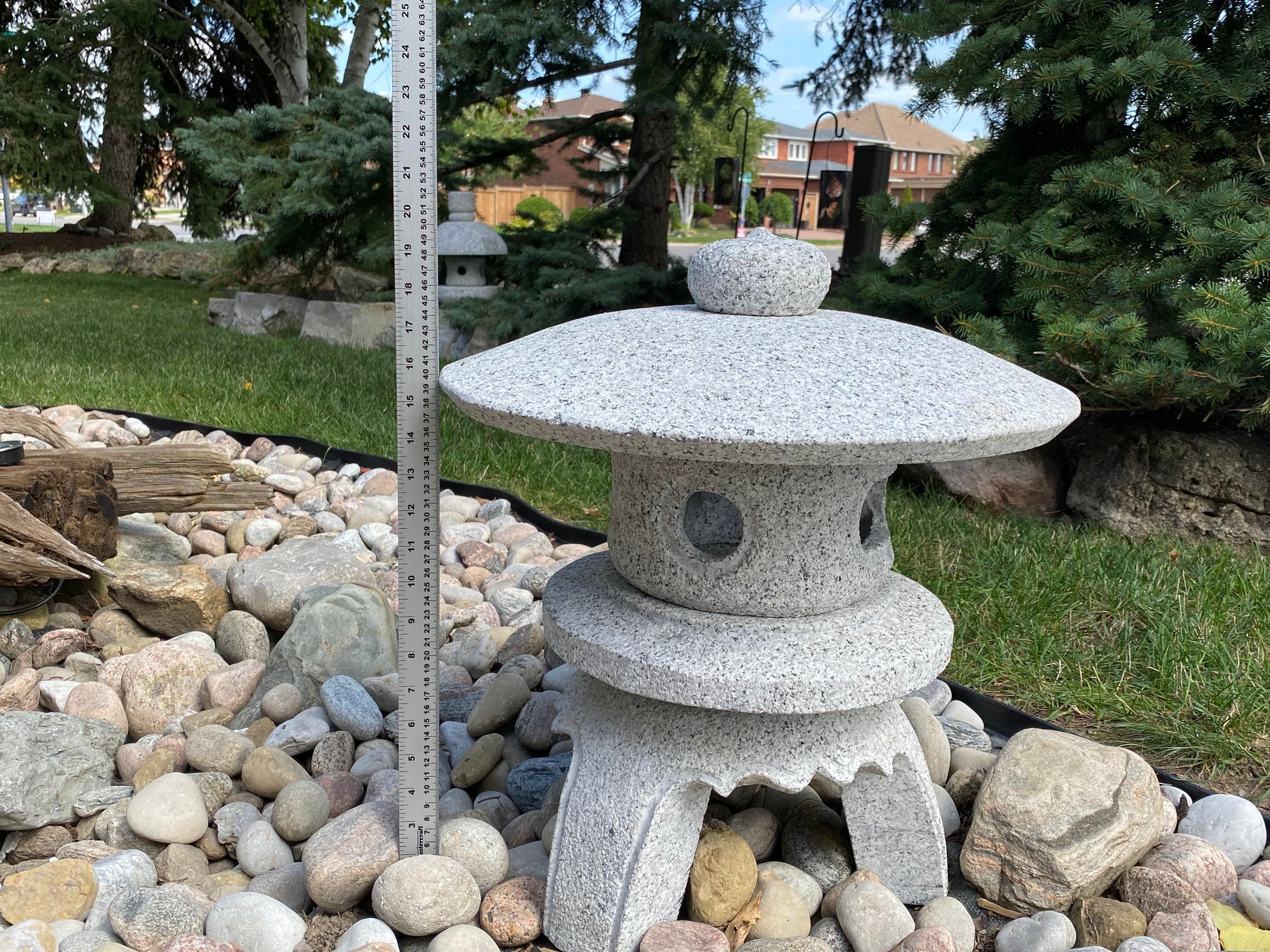 stone lantern | ZU STUDIO